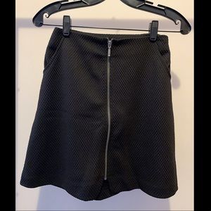 2/$20 H&M Black Zipper Skirt